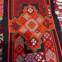 دوزنده ی گل فرح هستم