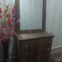 میز آرایش کاملا سالم
