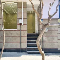 مغازه 25 متری با ملکیت و سرقفلی زیر قیمت منطقه