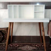 میز کار و مطالعه شیک (سفارشی ساز با پایه های چوبی)