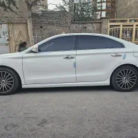 لیفان 820