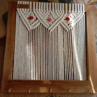 تعدادی وسایل تزیینی