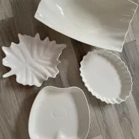 ۴عدد ظرف پذیرایی سرامیک‌کاملا سالم