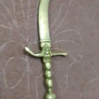 خنجر عتیقه جنس برنج