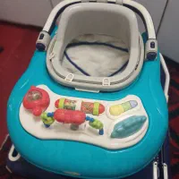 کریر ویکی و آغوش چیکو