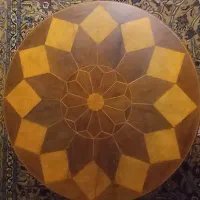 میز انتیک از چوب گردو