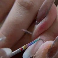 ترمیم و کاشت ناخن و پاکسازی پوست|خدمات آرایشگری و زیبایی|تهران, شهر زیبا|دیوار