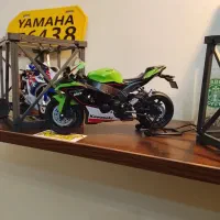 ماکت موتور سیکلت kawazaki zx10 ( WELLY)