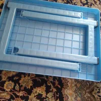 میز و صندلی|تخت و صندلی بچه|صحنه, |دیوار