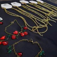 گردنبند منجوقی پاپیونی مثل طلا میدرخشه.ترند سال