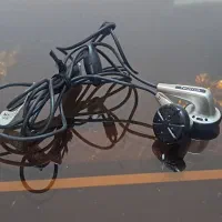 انواع هندزفری سیمی|پخش‌کننده همراه|اصفهان, فروردین|دیوار