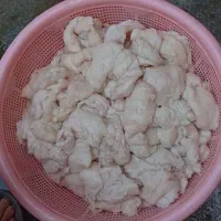 یک نفرخانم میخام دنبه تمیز کنه برام