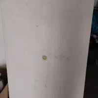 میز پلاستیکی