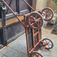 گاری چهار چرخ