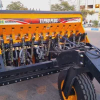 عمیقکار برزگر پرو پلاس