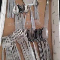 سرویس قاشق چنگال گل سرخ و ظروف دیگر   (فوری)
