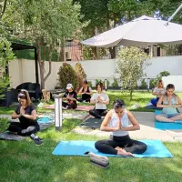 کلاس یوگا مناسب همه ی سنین ویژه بانوان