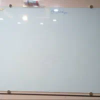 وایت برد شیشه ای