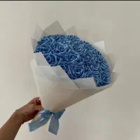 دسته گل و باکس گل روبانی