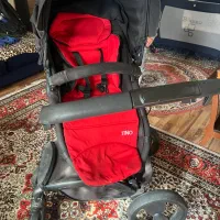 یک کالسکه با کریر مارک تینو