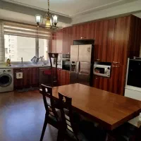 واحد-93-متری-فروشی