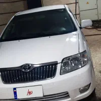 تویوتا کرولا مدل 2004