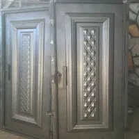 دَر نفررو قاب دار