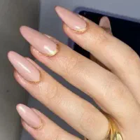 اجاره لاین ناخن ومژه وآرایش دائم