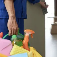 شرکت خدماتی و نظافت و شستشوی آپارتمان