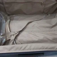 چمدان|کیف، کفش، کمربند|صومعه‌سرا, |دیوار