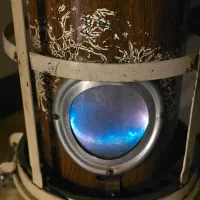 علاالدین نفتی قدیمی کاملاً سالم|کلکسیون اشیاء عتیقه|تهران, شهرک آزمایش|دیوار