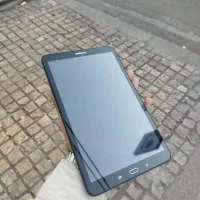 تبلت سامسونگ سیم‌کارت خور بسیار تمیز