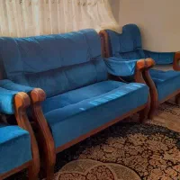 مبل تر تمیز در حد سالم خوش رنگ