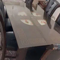 میز ناهارخوری خوری ۶ نفر ه با صندلی