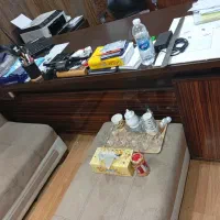 میز مدیریتی و مبل ۷ نفره