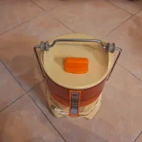 آبمیوه گیری توشیبا و تابه چدن روسی و ظروف کریستال|آبمیوه‌گیر و آب‌مرکبات‌گیر|ورامین, ورامین|دیوار