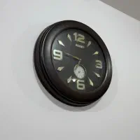 ساعت دیواری