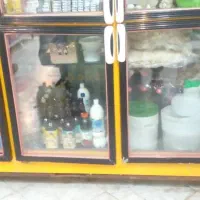 دو عدد یخچال و مقداری قفسه و میز ویترینی|فروشگاه و مغازه|کوهسار (البرز), |دیوار