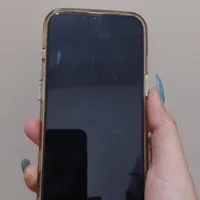 اپل iPhone 13 با حافظهٔ ۱۲۸ گیگابایت