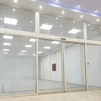 22متر-مغازه-هم-کف-و-80متر-زیر-زمین-با-امکانات
