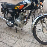 موتور هندا۱۲۵|موتورسیکلت|خرم‌آباد, |دیوار