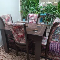 میز نهار خوری چهار نفره