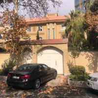 شهرک غرب ۱۲۰مترموقعیت اداری زرافشان