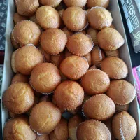 کیک و  شیرینی میراث شیرین در  خدمت تون هستیم