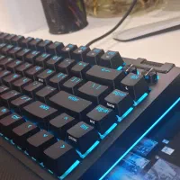 کیبورد ریزر razer blackwidow v4 75