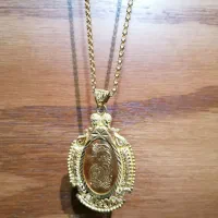 طلا پلاک و زنجیر