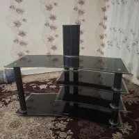 میز تلویزیون شیشه ای