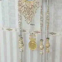 ساعت استاده طلایی سفید