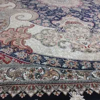 فرش کرم سرمه ای