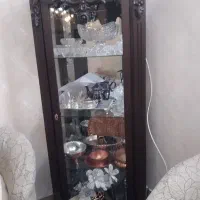 بوفه ایستاده سالم بدون شکستگی وپایه دار